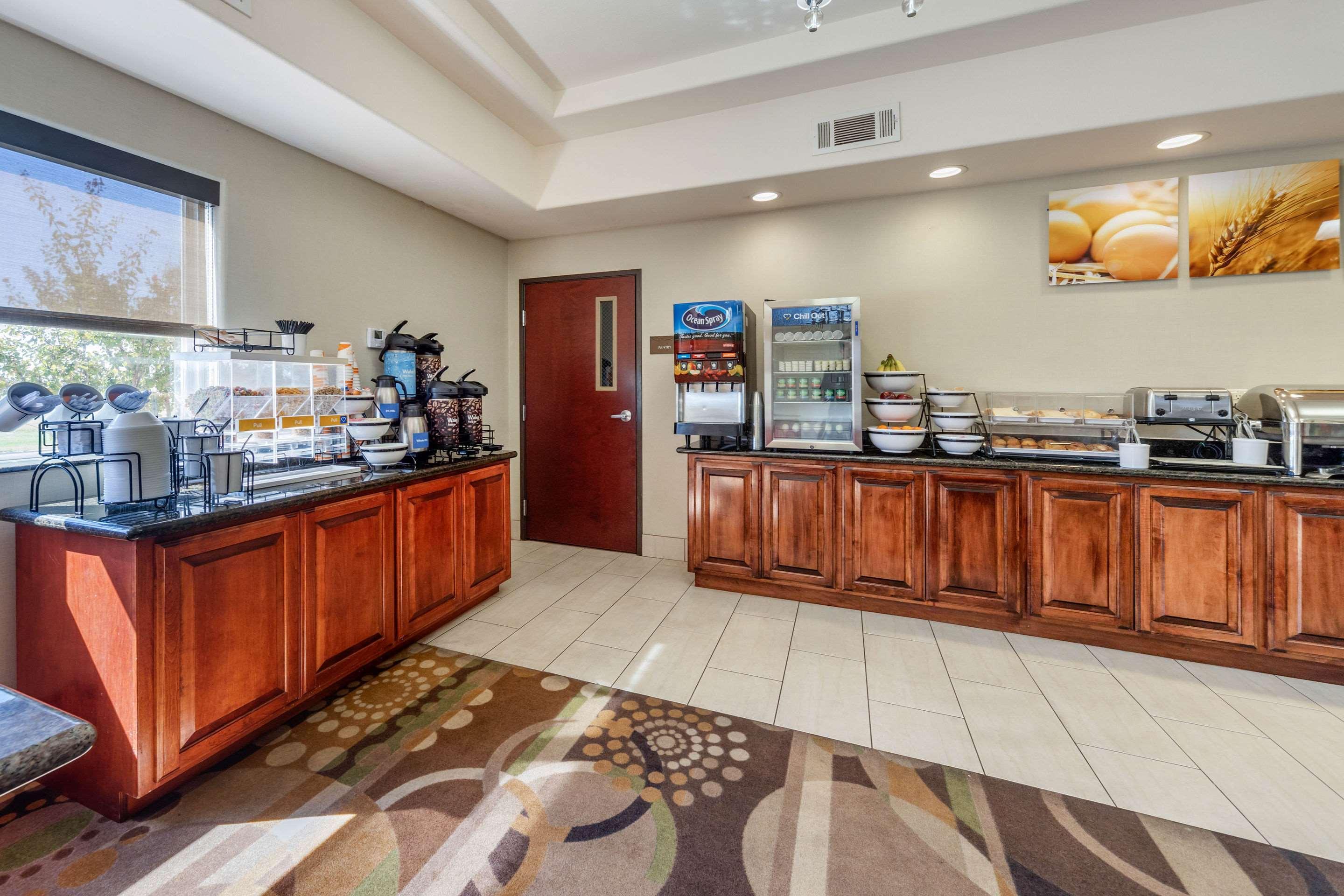 Comfort Inn & Suites Perry I-35 Екстер'єр фото